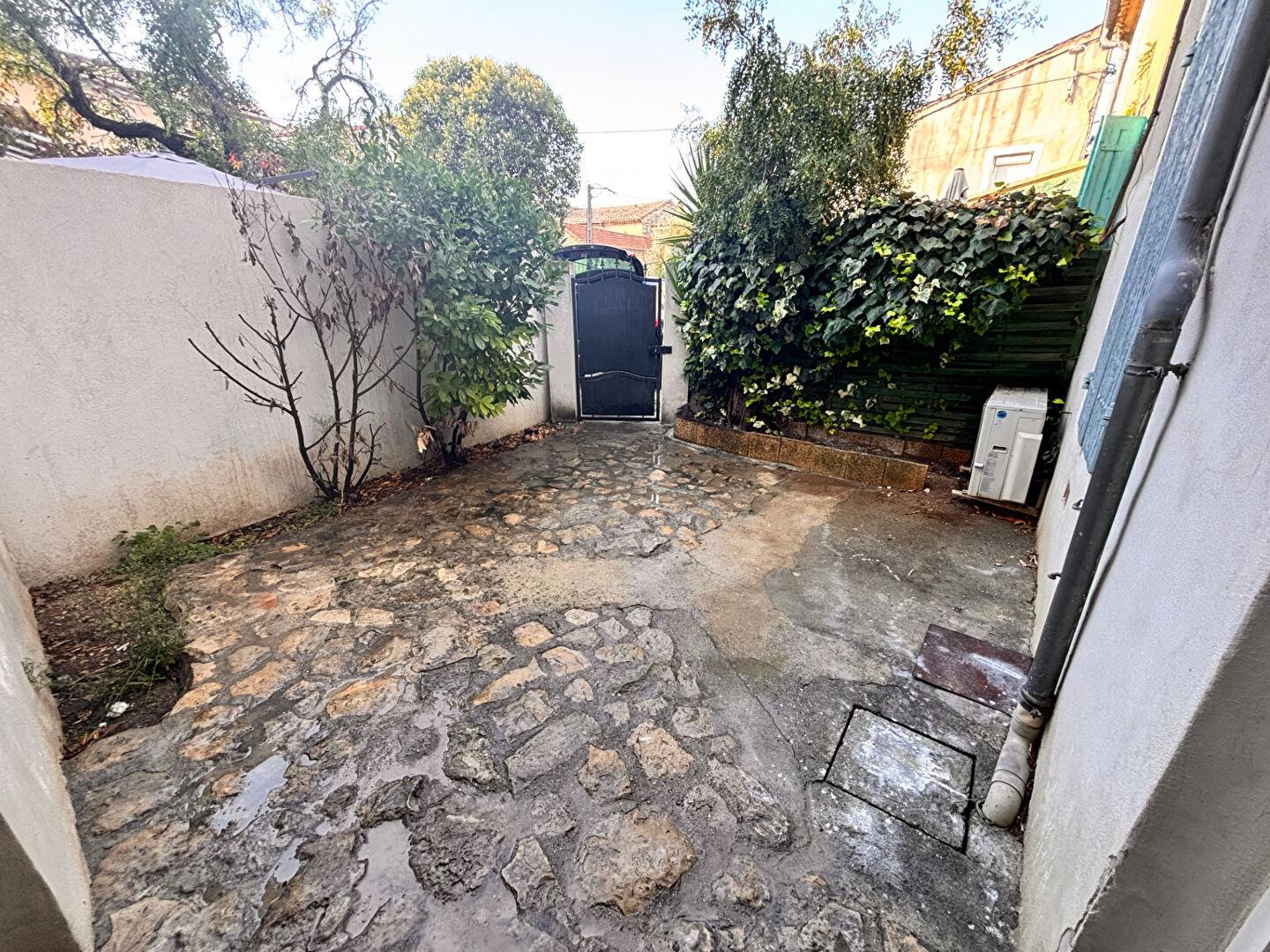Maison à louer, 99m², Nîmes