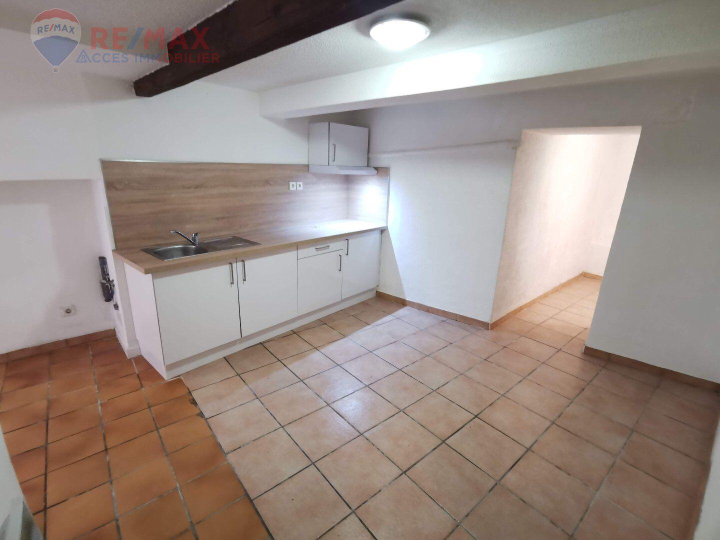 Appartement à louer, 34m², Laure-Minervois