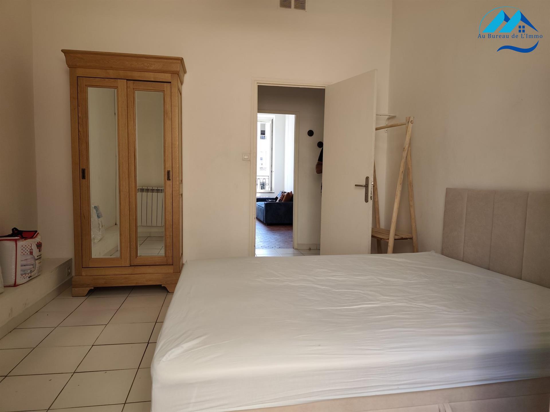 Appartement à louer, 55m², Marseille 1er