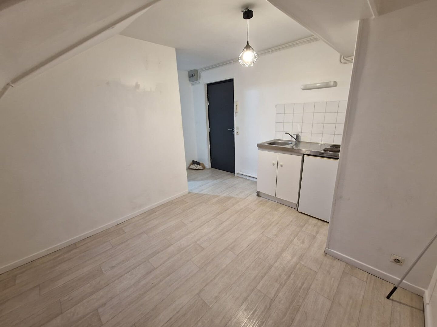 Appartement à louer, 19m², Reims