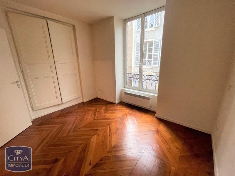 Appartement à louer, 31m², Issoire