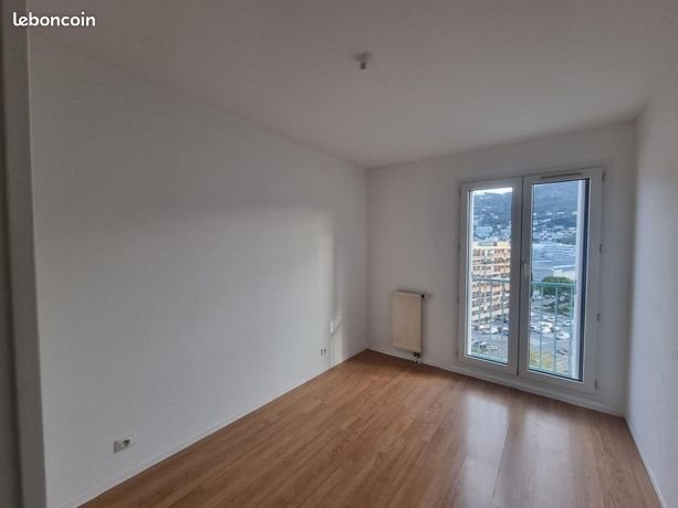 Appartement à louer, 92m², Nice