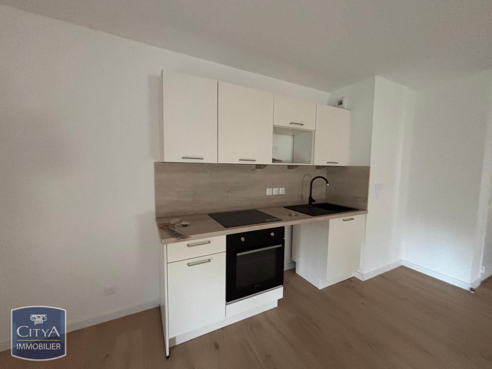 Appartement à louer, 73m², Tours
