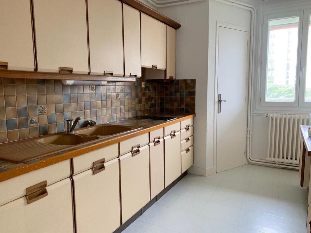 Appartement à louer, 71m², Saint-Planchers