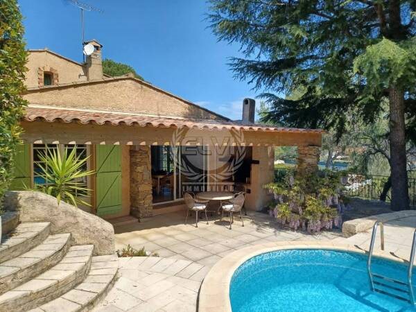 Maison à louer, 150m², Sainte-Maxime