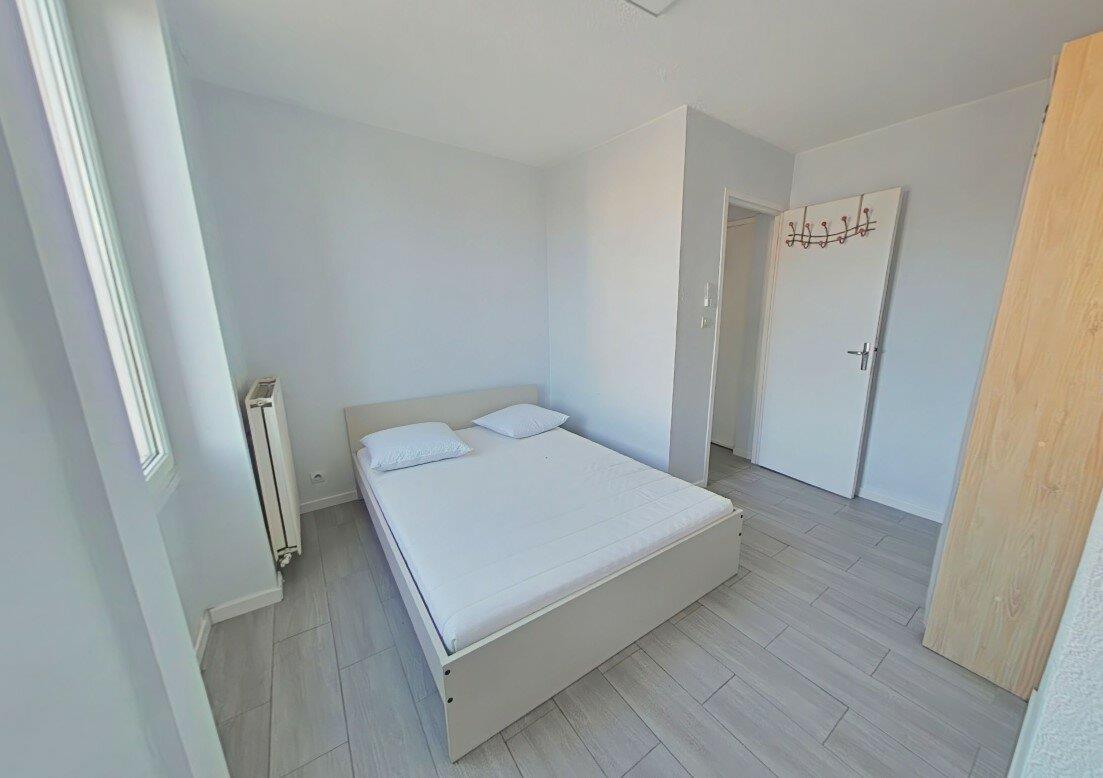 Appartement à louer, 38m², Saint-Etienne
