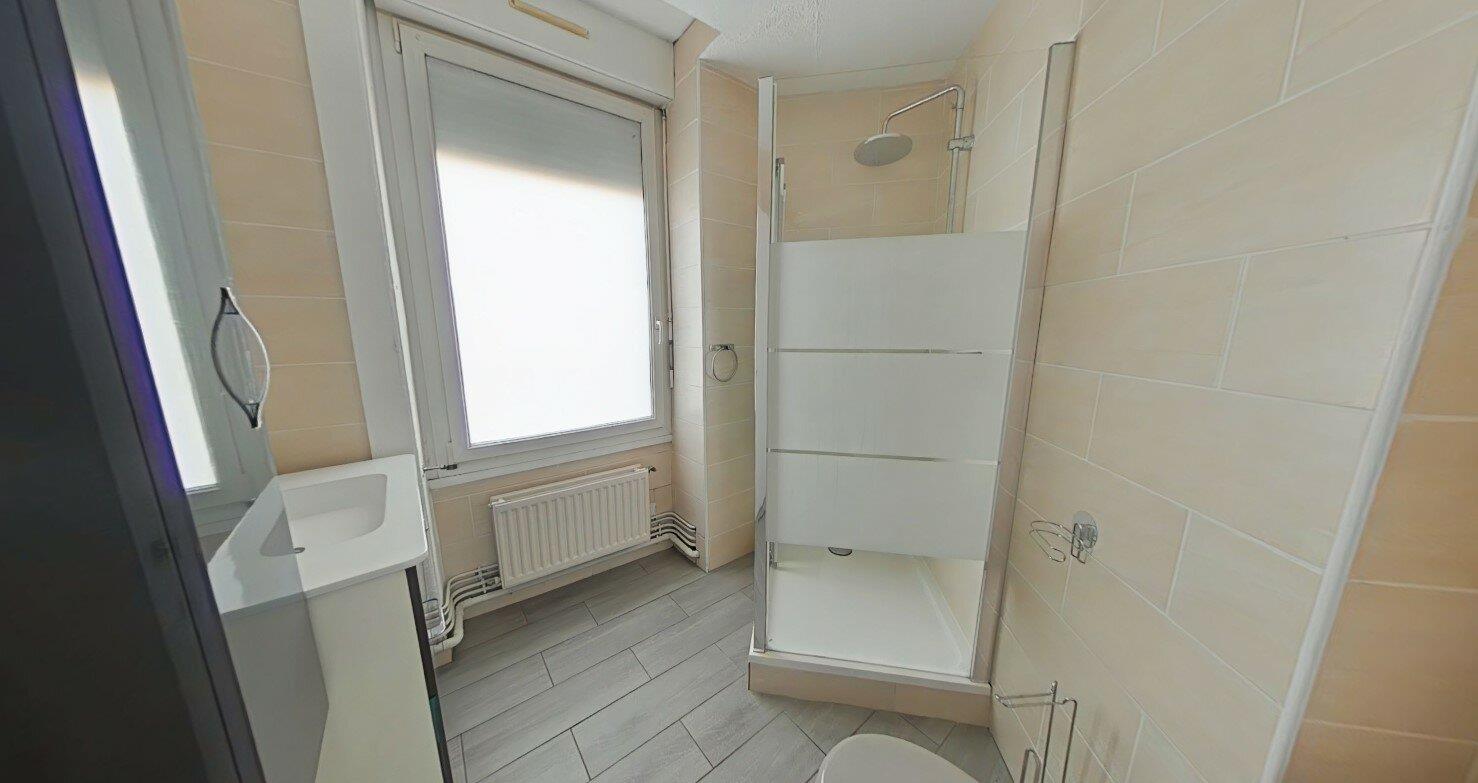 Appartement à louer, 38m², Saint-Etienne