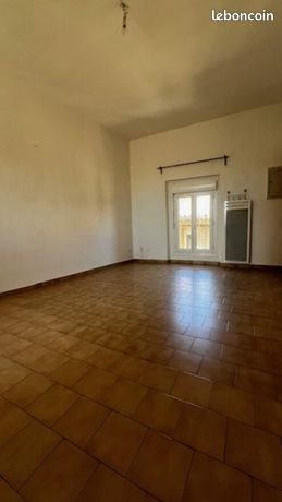 Appartement à louer, 21m², Courthézon