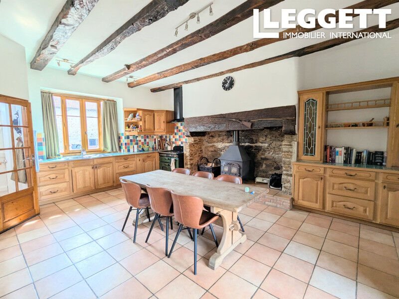 Maison à vendre, 180m², Saint-Yrieix-la-Perche