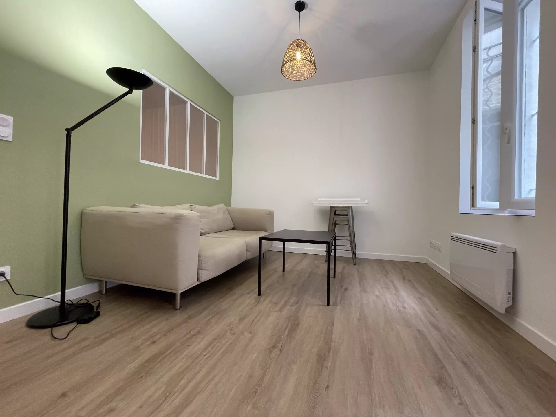 Appartement à louer, 34m², Nîmes