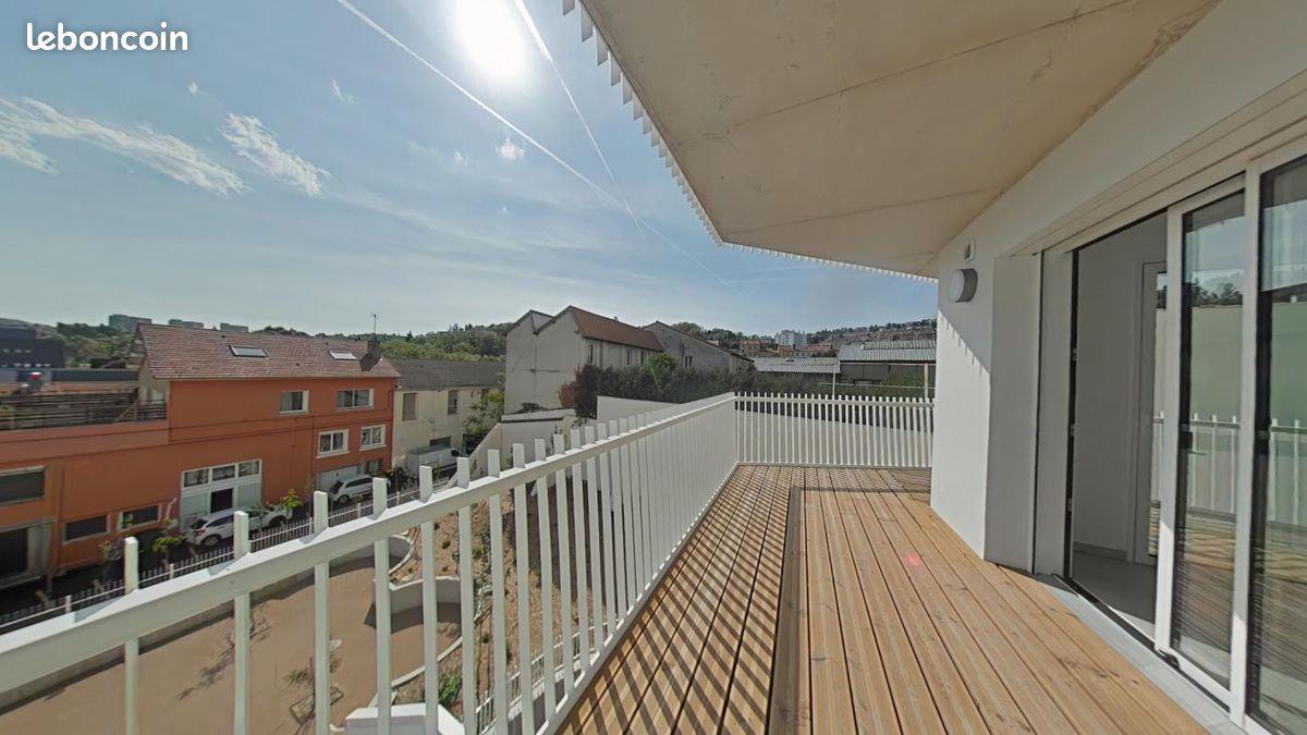 Appartement à louer, 72m², Saint-Etienne