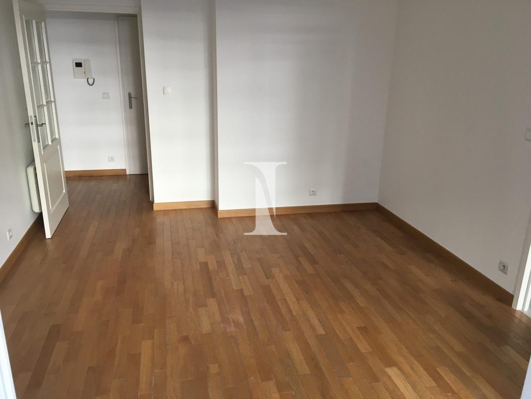 Appartement à louer, 38m², Paris 15ème