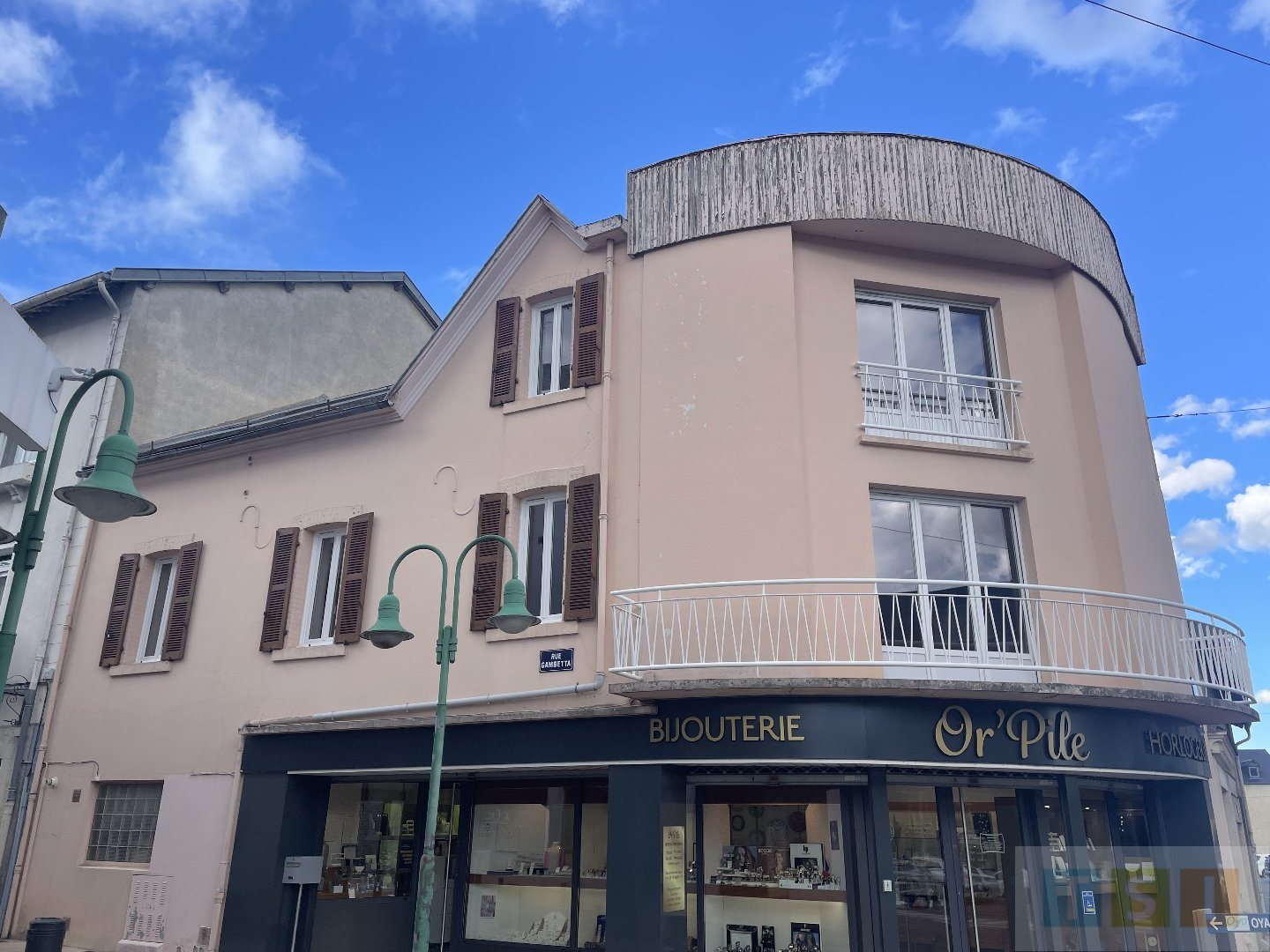 Appartement à louer, 145m², Lannemezan