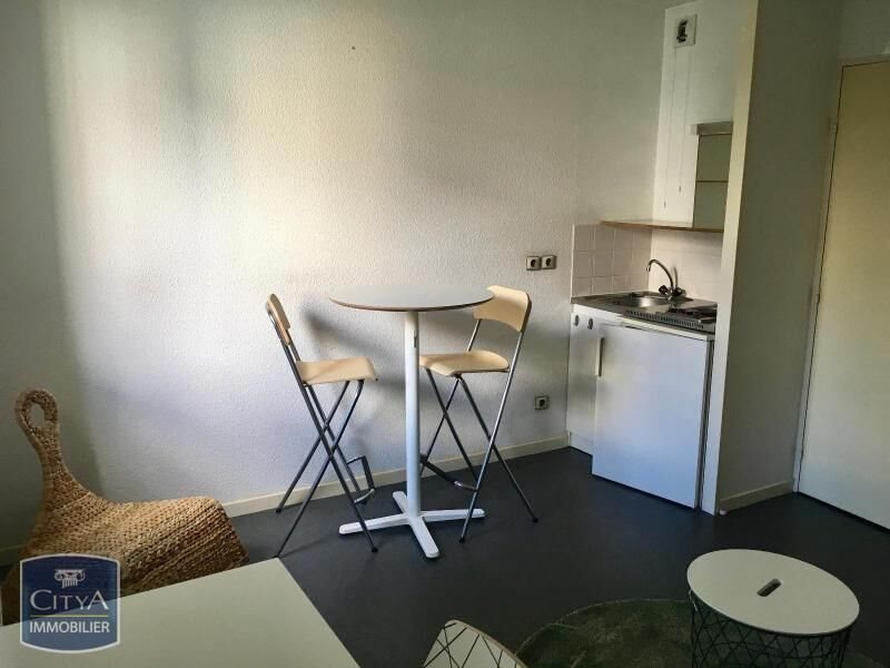 Appartement à louer, 19m², Clermont-Ferrand