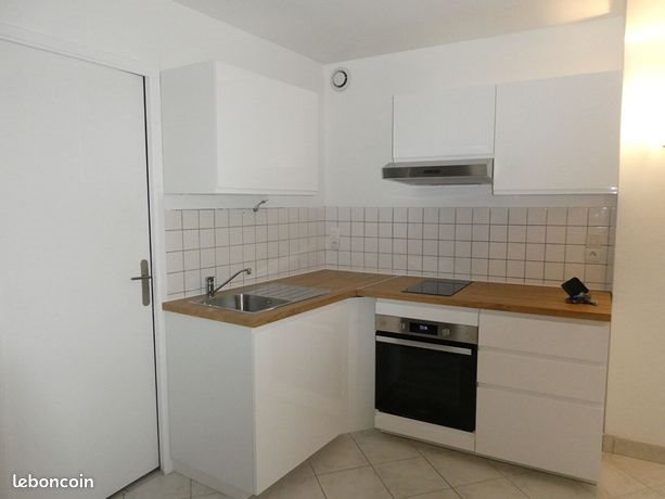 Appartement à louer, 42m², La Mézière