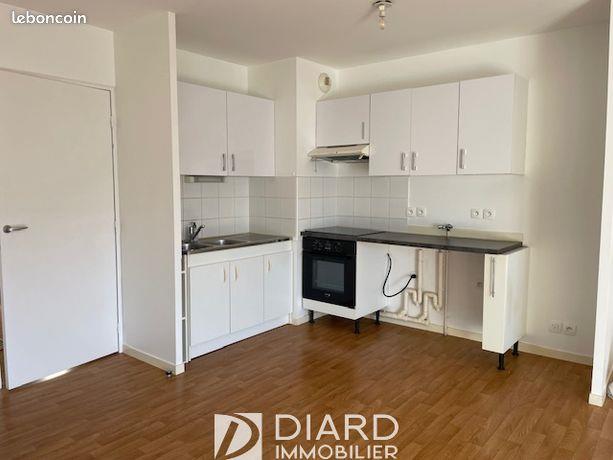 Appartement à louer, 48m², Noyal-sur-Vilaine