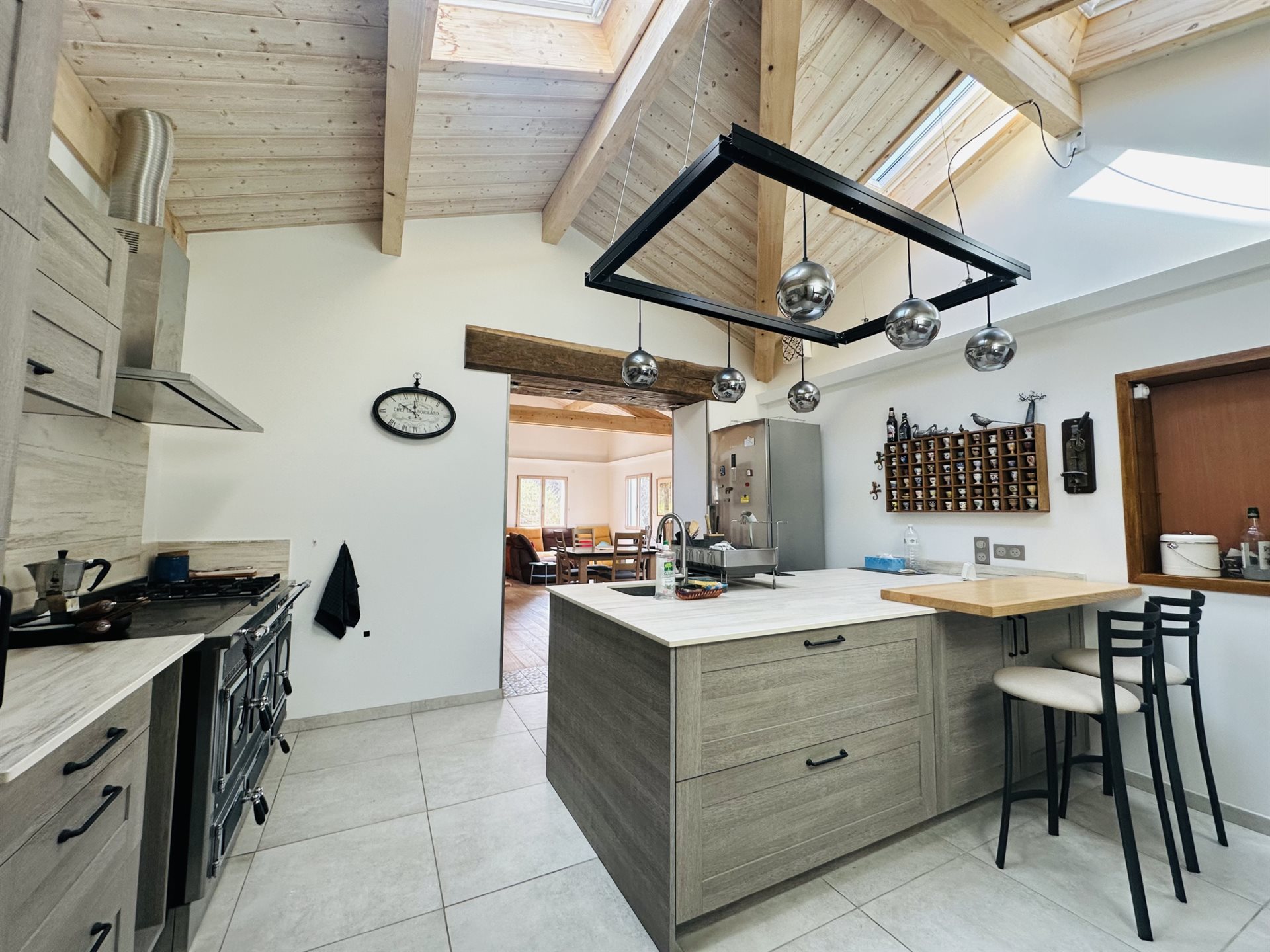 Maison à vendre, 130m², Viscomtat