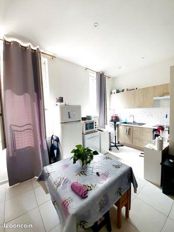 Appartement à louer, 26m², Courthézon