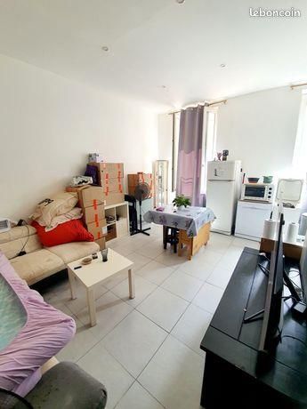 Appartement à louer, 26m², Courthézon