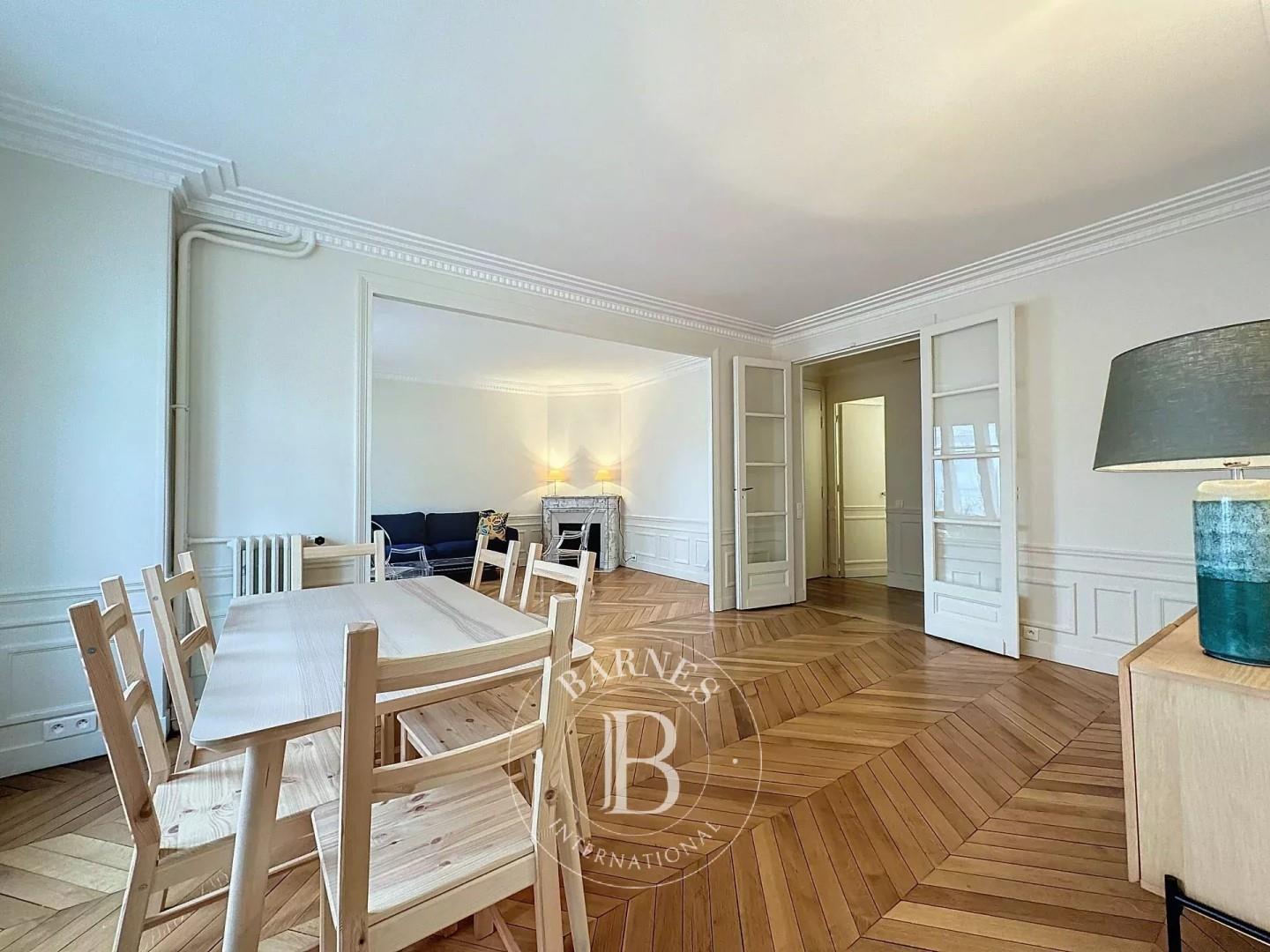Appartement à louer, 87m², Paris 7ème