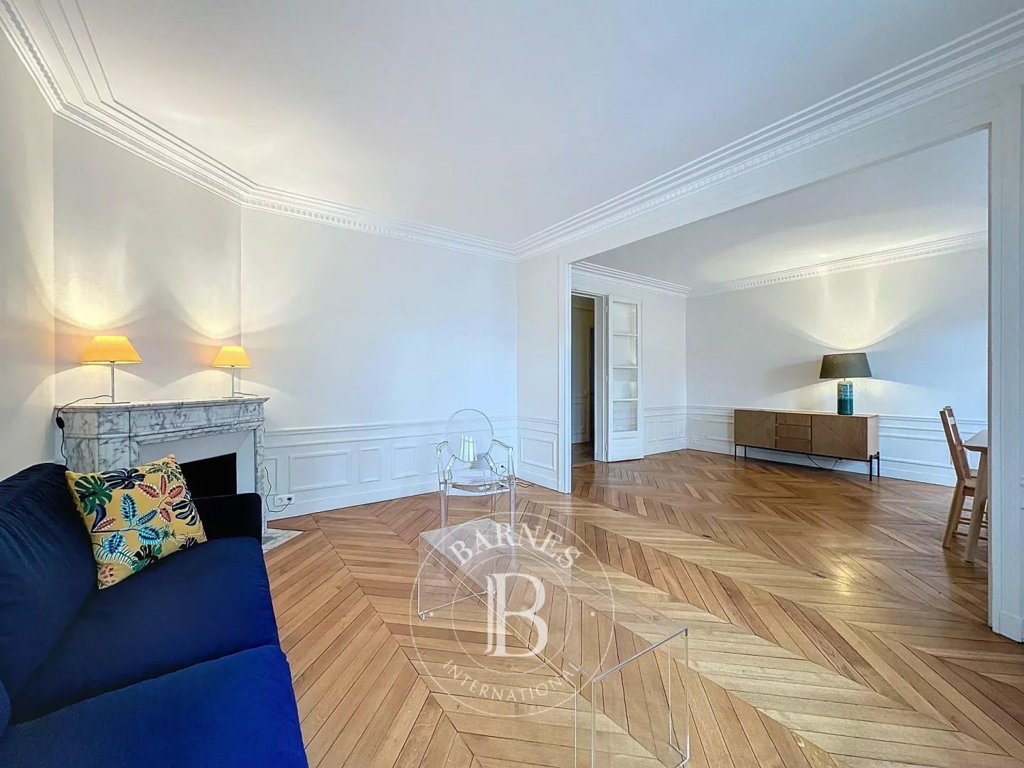 Appartement à louer, 87m², Paris 7ème