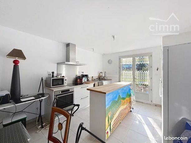 Maison à louer, 66m², Malaucène