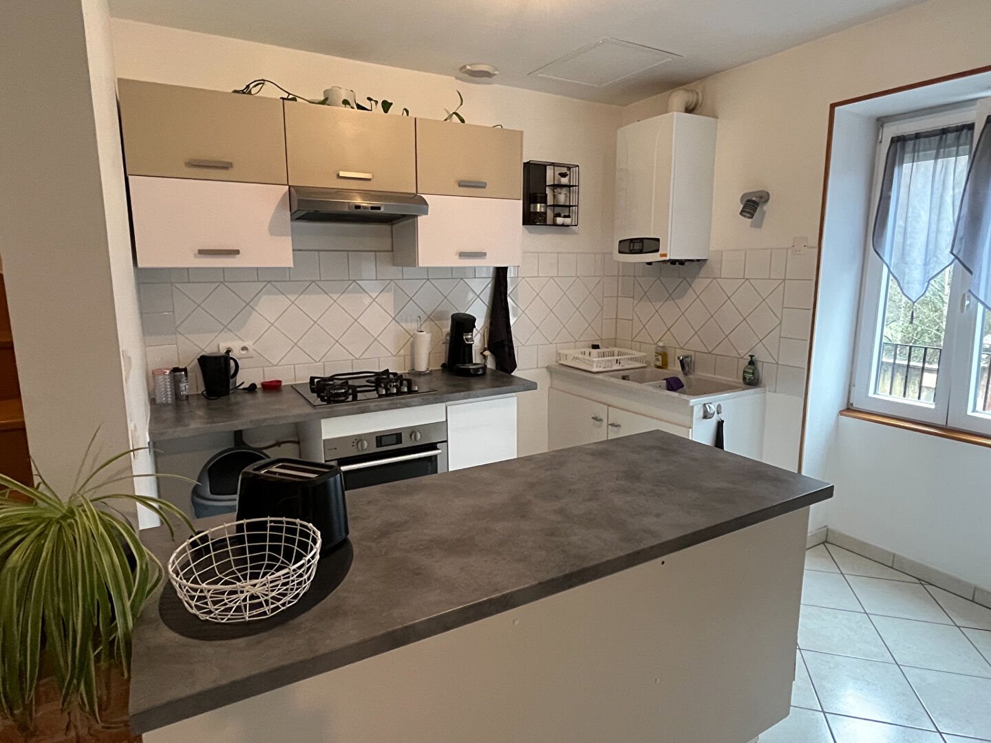 Appartement à louer, 85m², Saint-Sernin-du-Bois