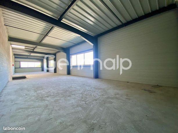 Maison à louer, 255m², Annecy