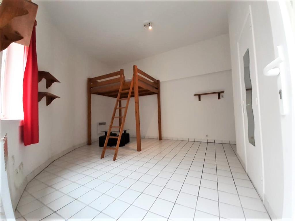 Appartement à louer, 19m², Tours