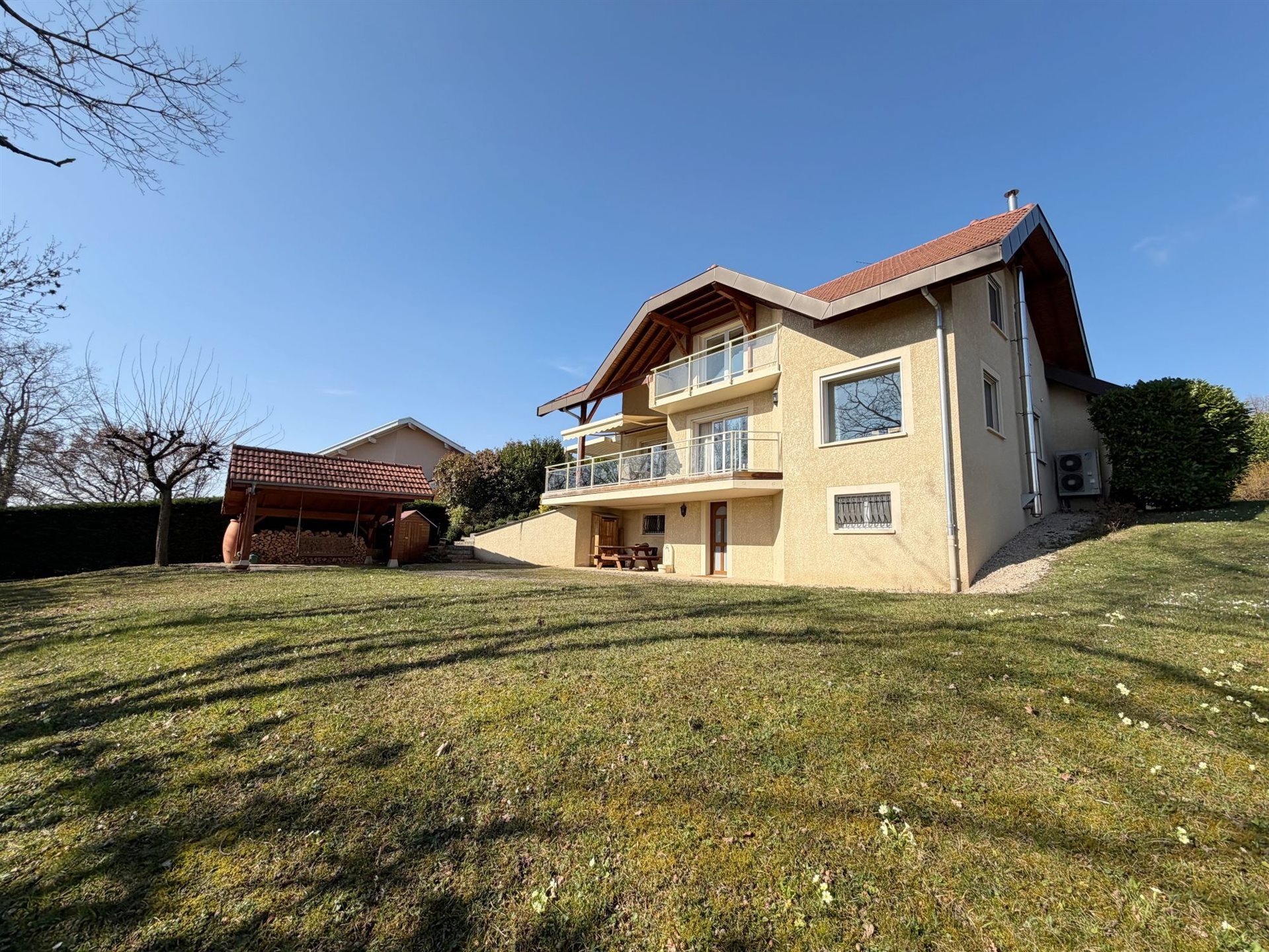 Maison à vendre, 213m², Grilly