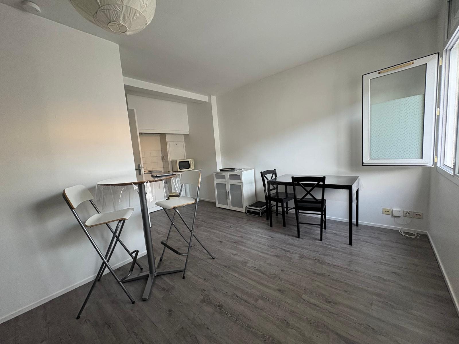 Appartement à louer, 24m², Tours