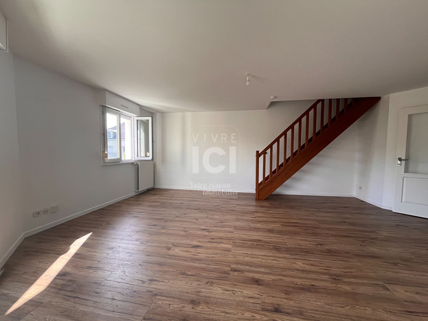 Appartement à louer, 118m², Ecouflant