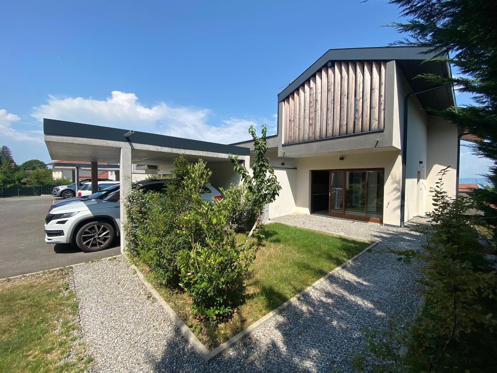 Maison à louer, 142m², Neuvecelle