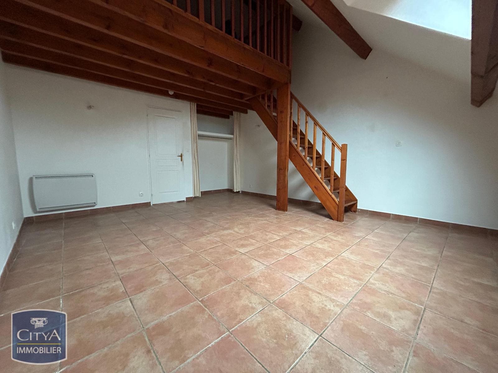 Appartement à louer, 35m², Epernon