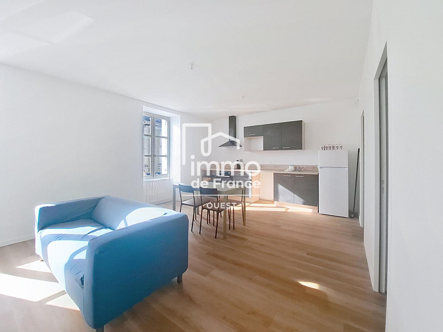 Appartement à louer, 40m², Evron