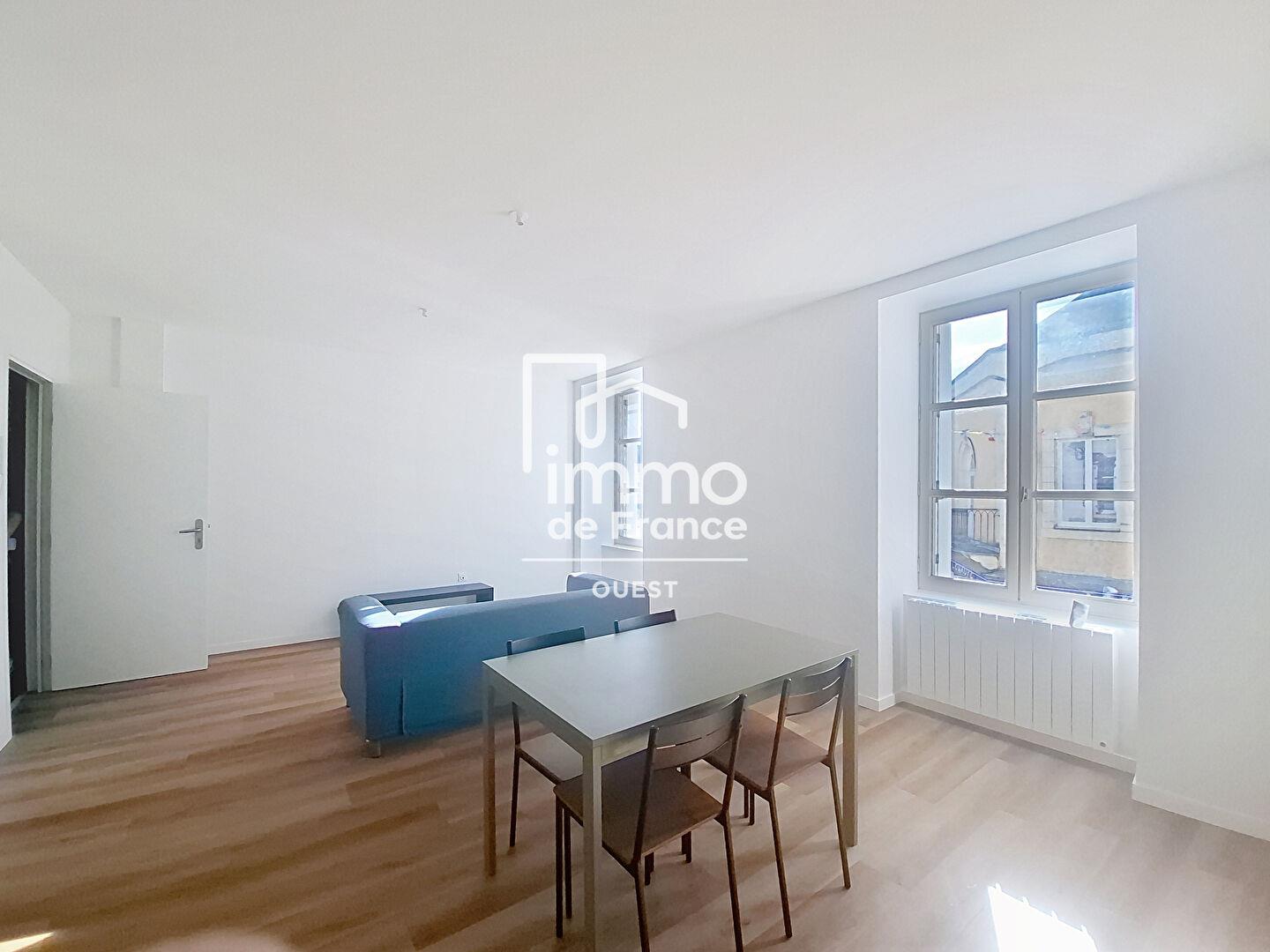 Appartement à louer, 40m², Evron