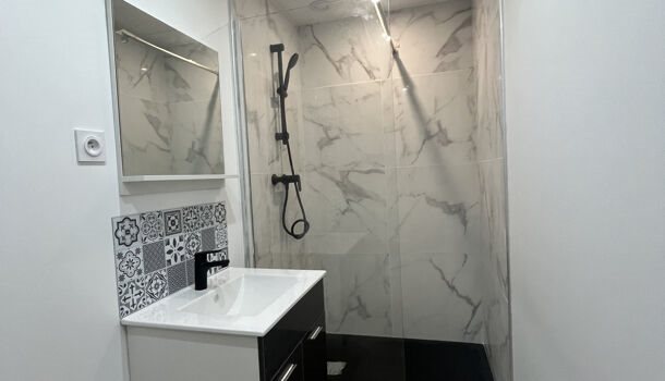 Appartement à louer, 35m², Cuges-les-Pins