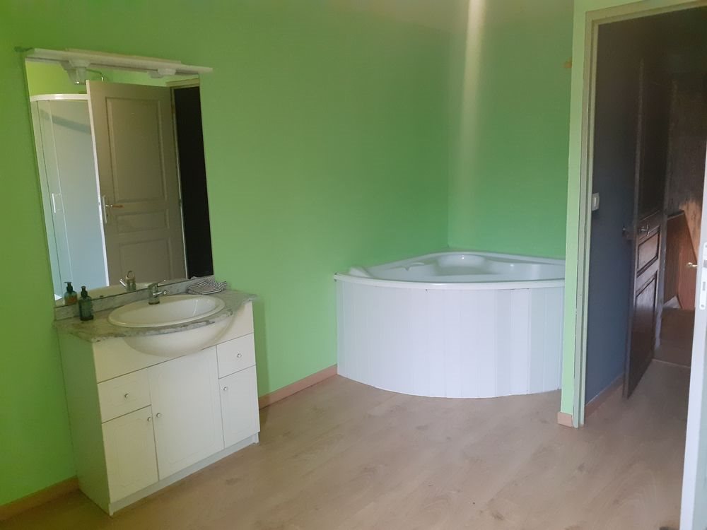 Maison à vendre, 205m², Saint-Hilaire-le-Château