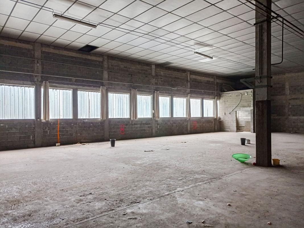 Appartement à vendre, 950m², Saint-Amans-Valtoret