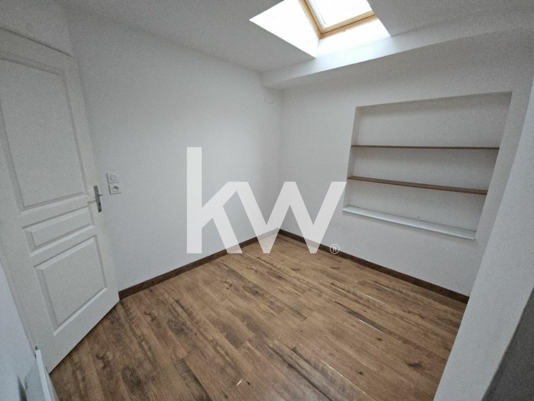 Appartement à vendre, 70m², Vouziers