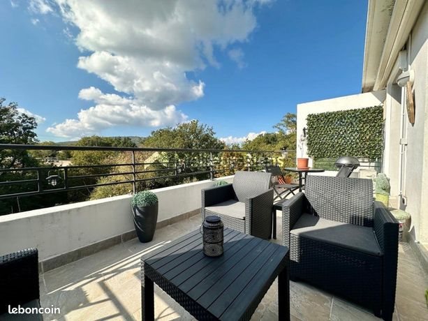 Appartement à vendre, 61m², Le Puy-Sainte-Réparade