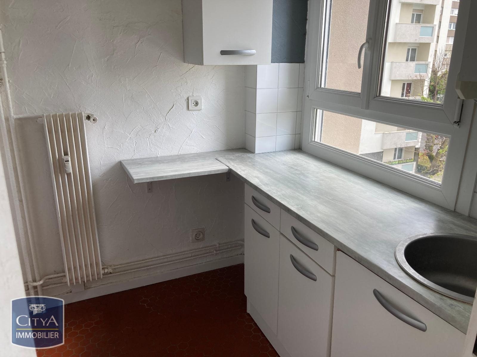 Appartement à louer, 28m², Saint-Memmie