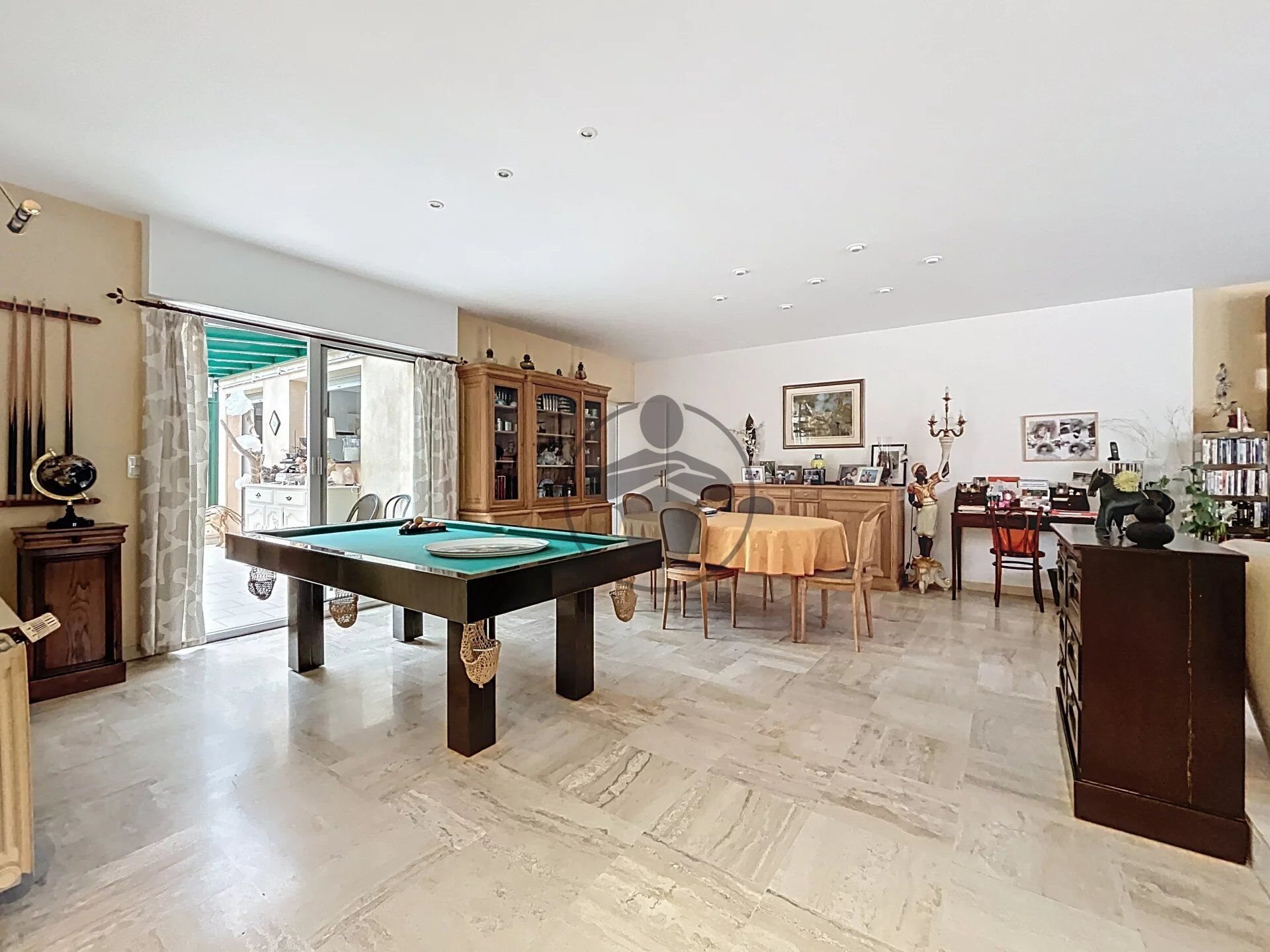 Maison à vendre, 229m², Saint-Quentin