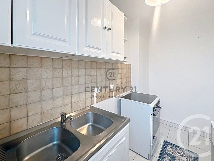 Appartement à louer, 65m², Pont-l'Evêque