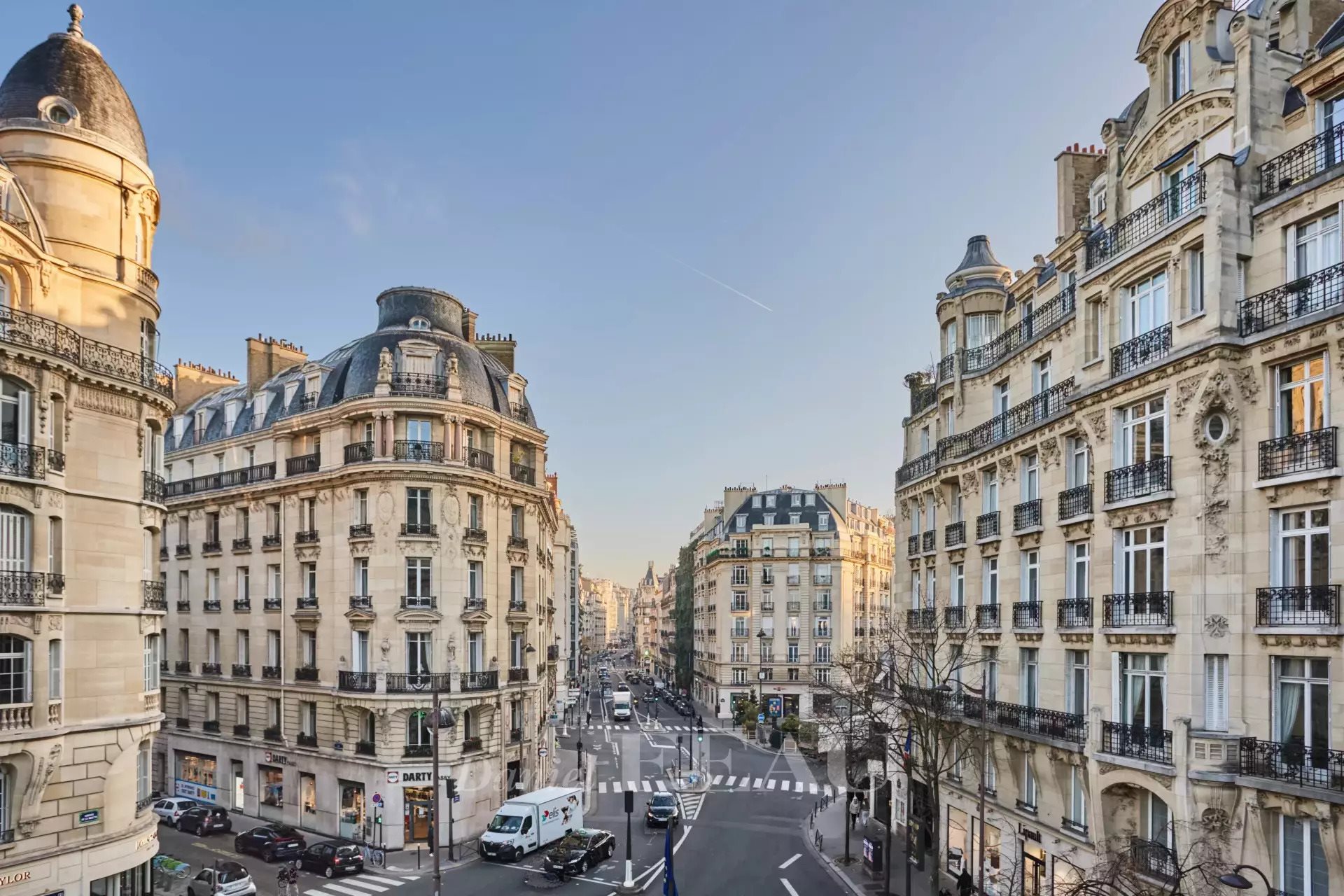 Appartement à louer, 196m², Paris 16ème
