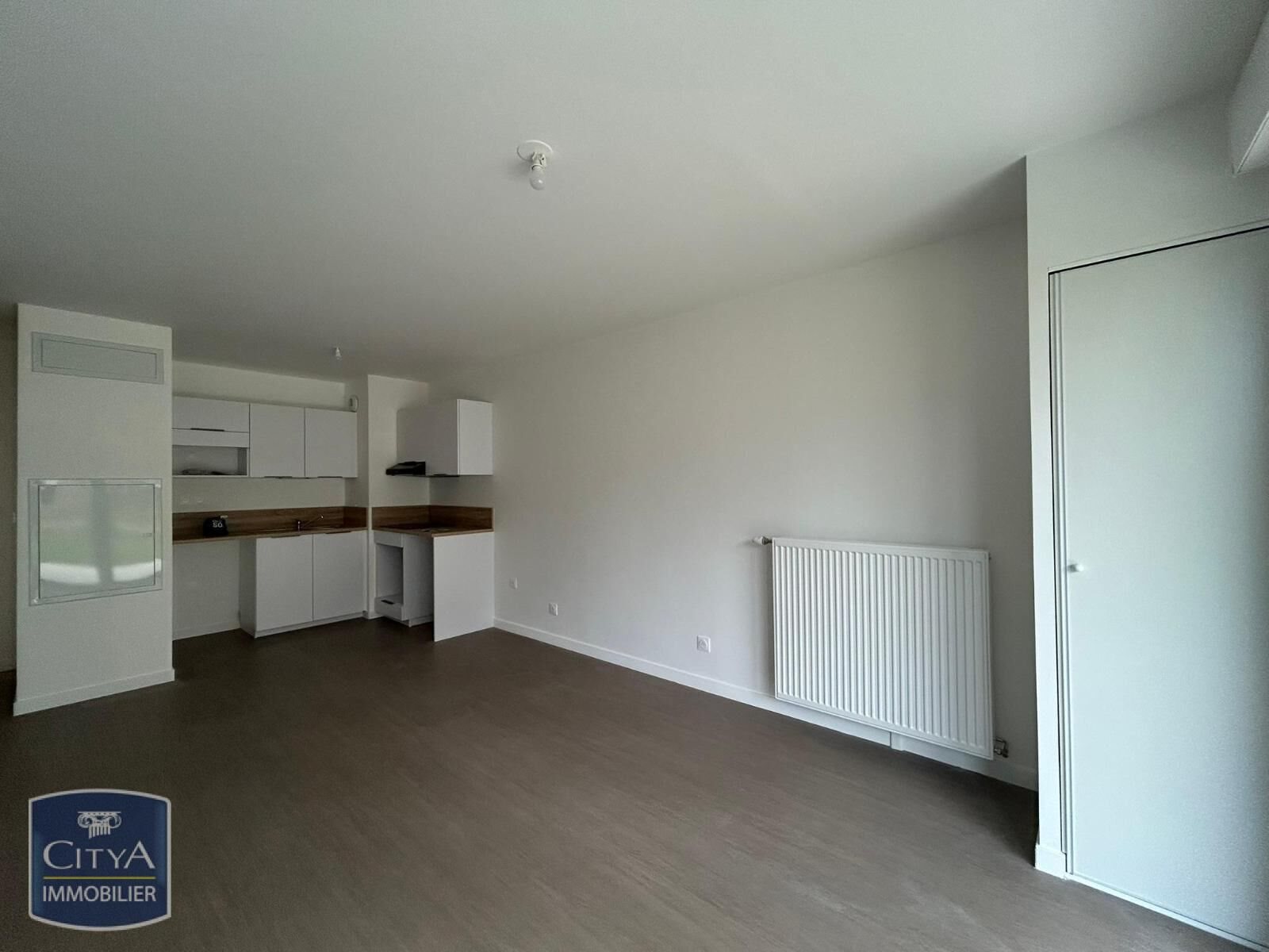 Appartement à louer, 41m², Luisant