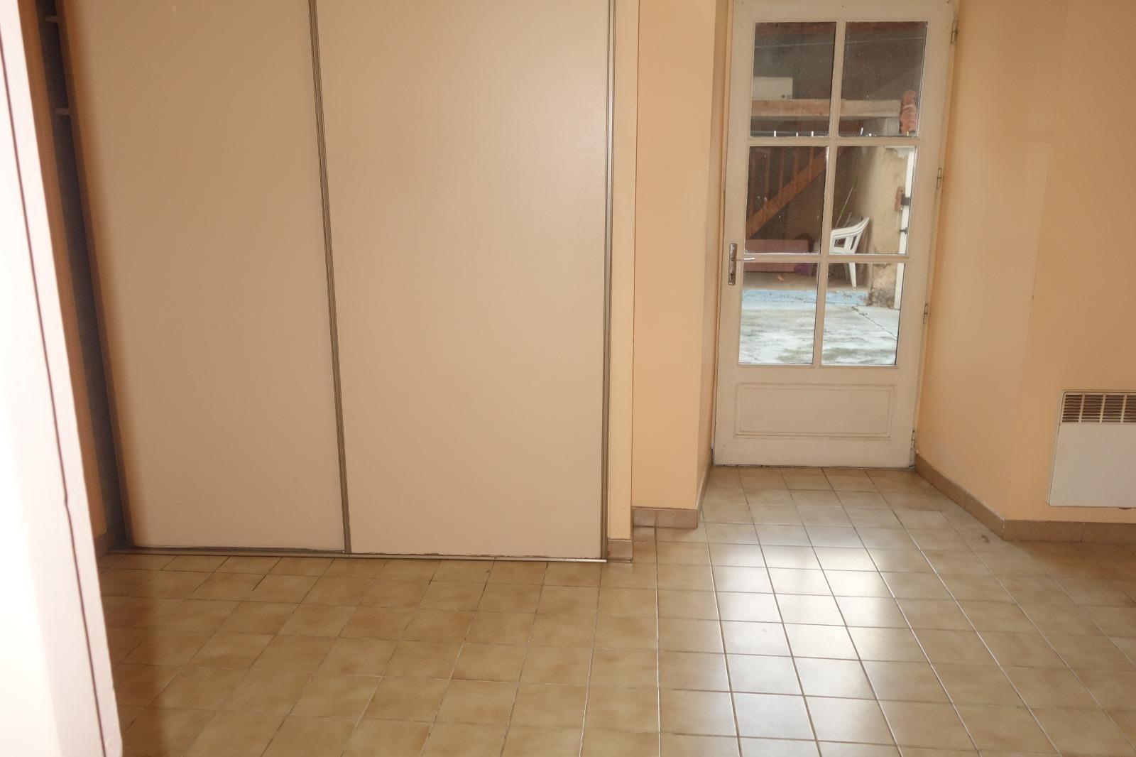 Appartement à louer, 42m², Réalmont
