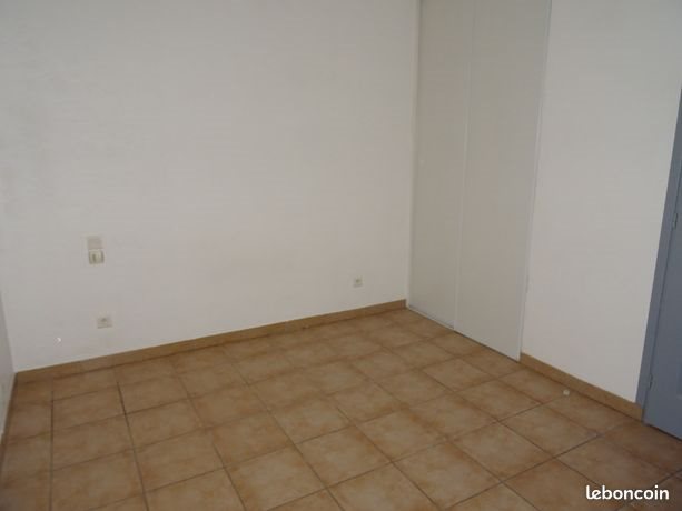 Appartement à louer, 54m², Saint-Laurent-d'Aigouze