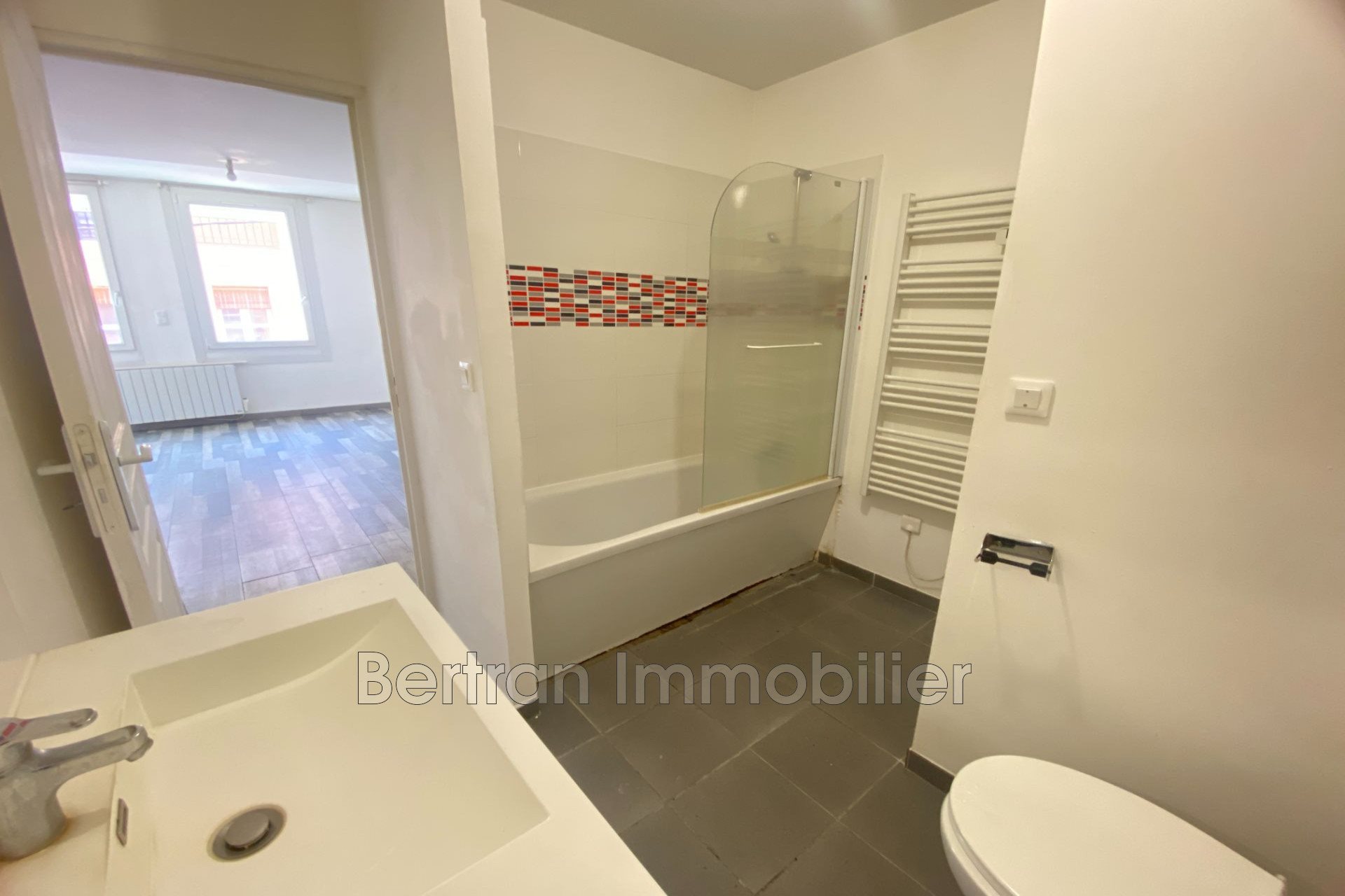 Appartement à louer, 41m², Pia