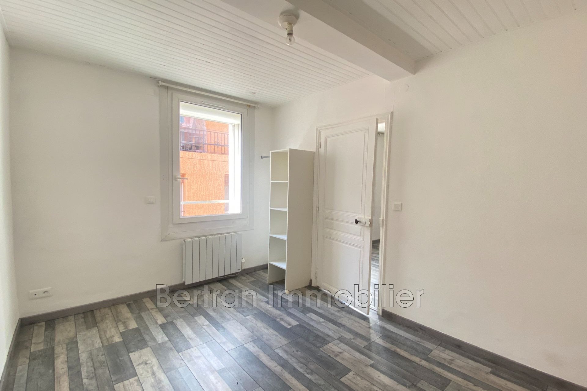 Appartement à louer, 41m², Pia
